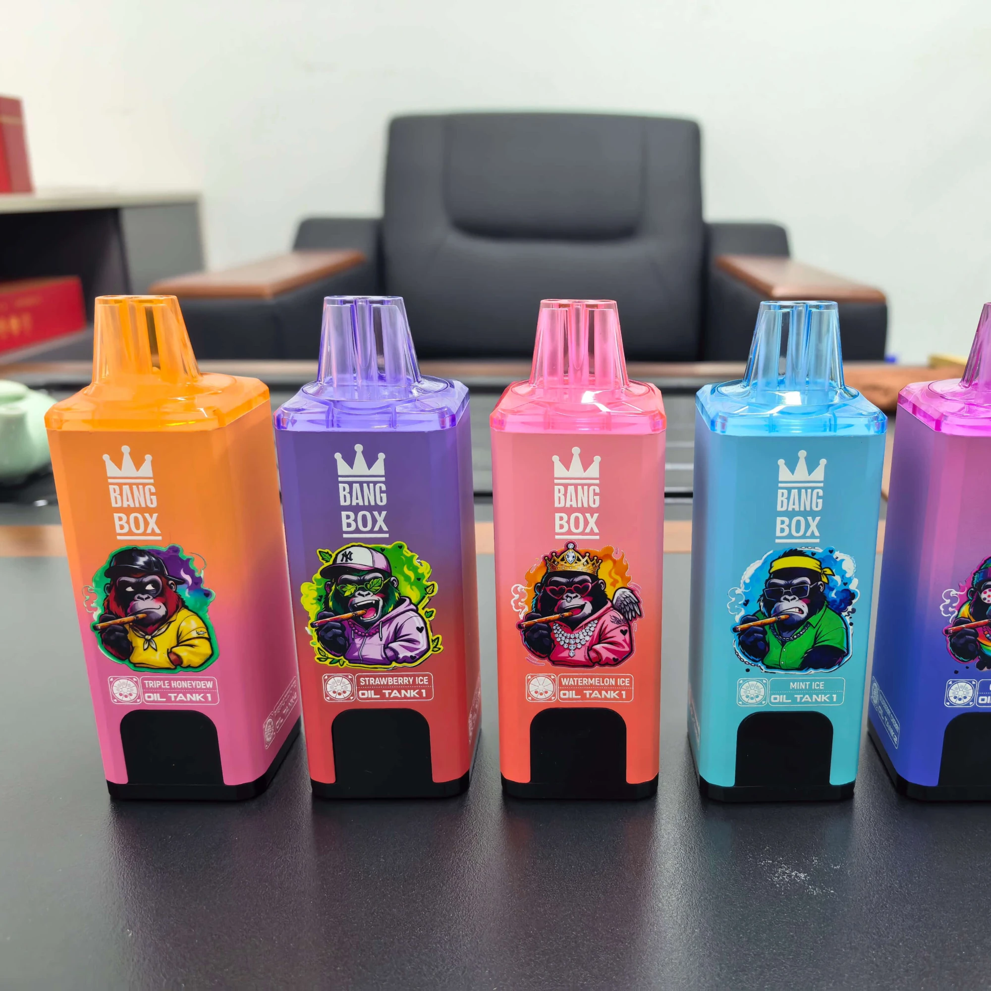 Bang Box 200000 200K Puffs Disposable Vape 8 in 1 Flavors Smart Screen Factory Direct - Image 4